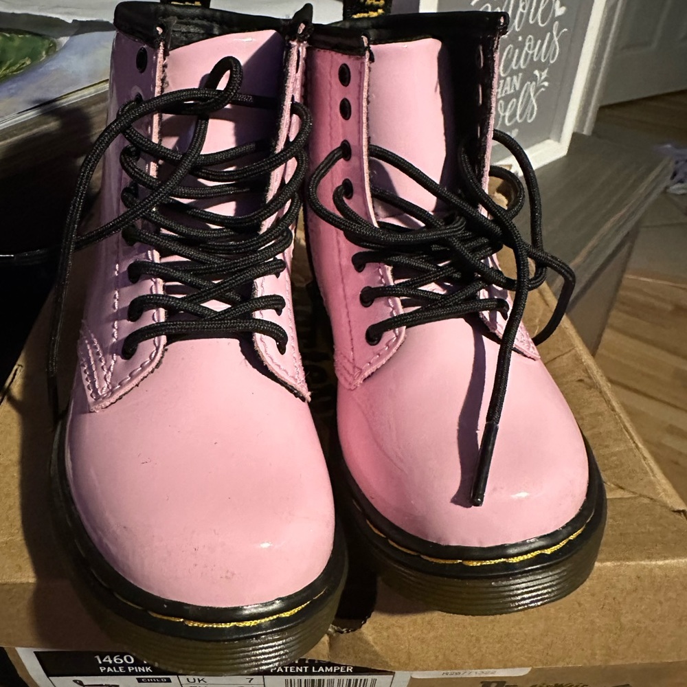 Almost brand new pink doc martens